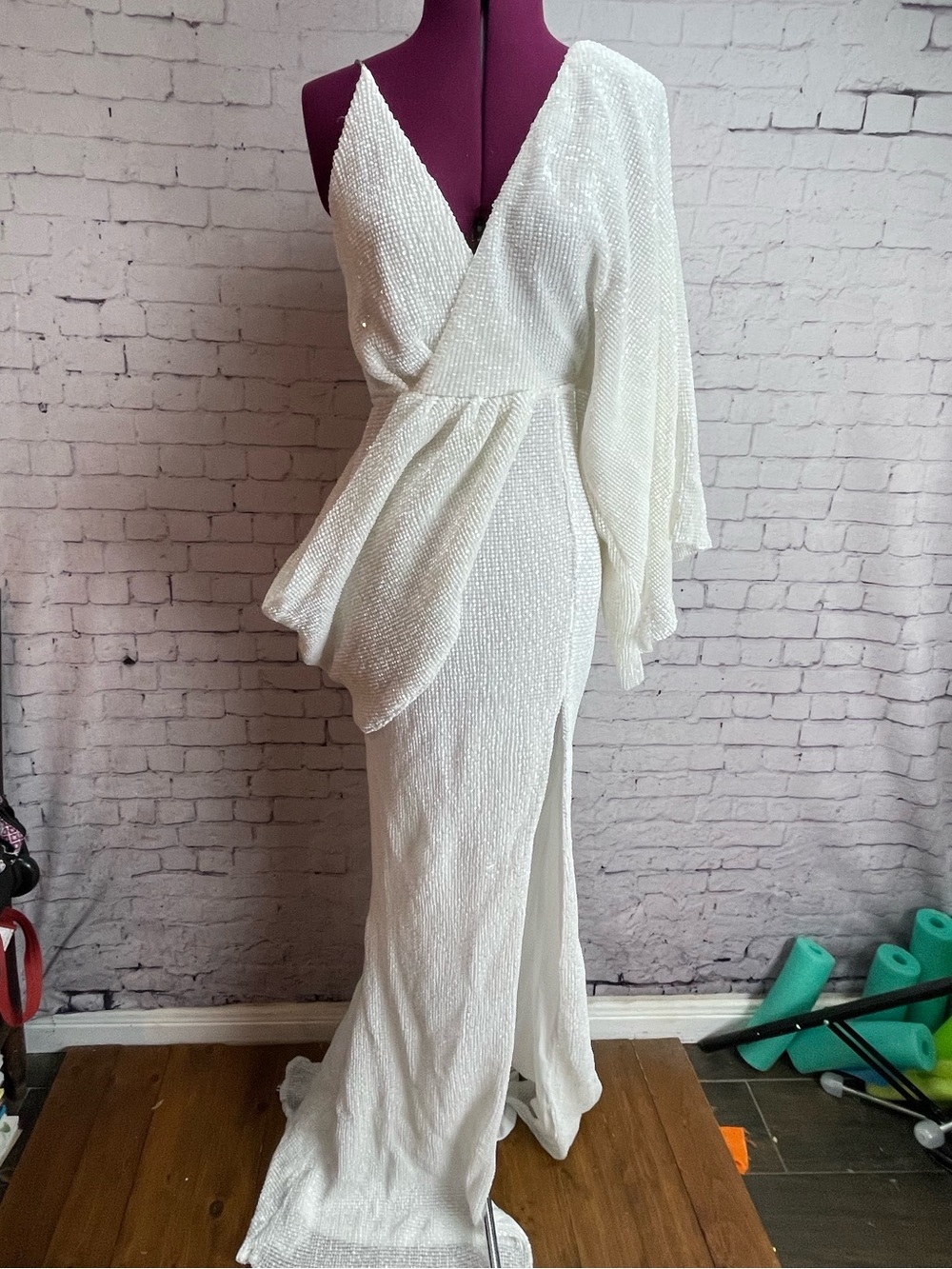 Love and lemonade size small white sequin asymmetrical dress